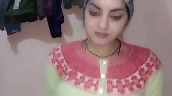 Indian girl with a pretty face enjoys anal sex